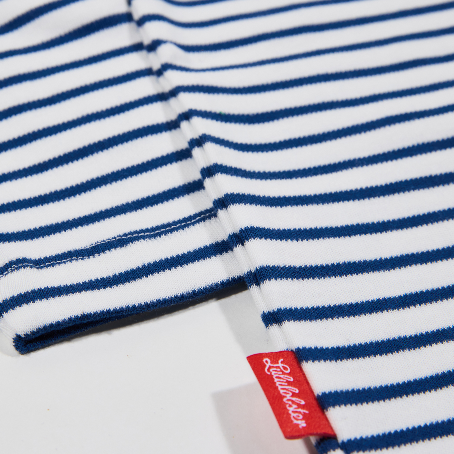 Gestreiftes, langärmliges,blaues Langarmshirt für Mädchen mit Stickmotiv Erdbeere-Lululobster