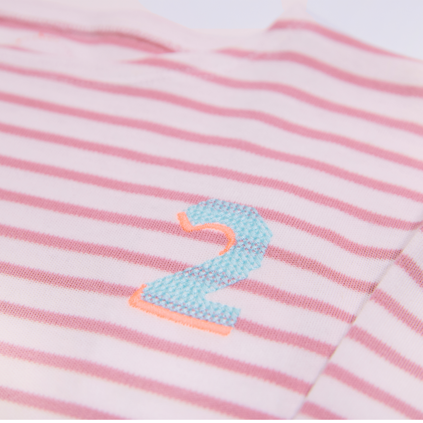 Gestreiftes, langarmiges, rosefarbenes Zahlenshirt für Mädchen-Lululobster