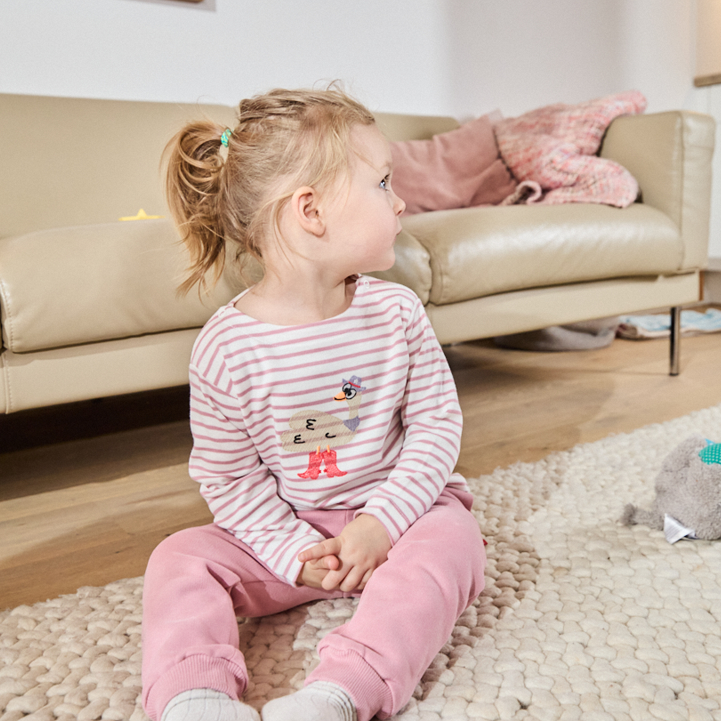 Gestreiftes, langärmliges,rosafarbenes Langarmshirt für Mädchen mit  Stickmotiv Strauss-Lululobster