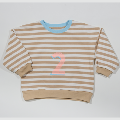 Gestreiftes, rsandfarbenes Sweatshirt mit Geburtstagszahl für Maedchen und Jungen- Lululobster